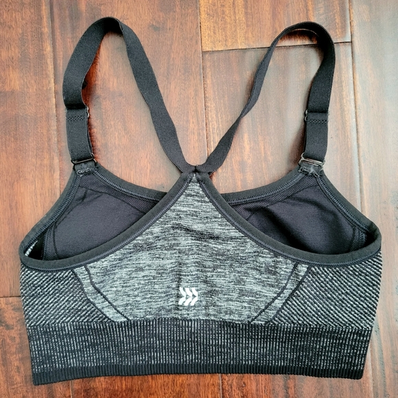 All In Motion Sports Bra Size S Black Gray Adjustable Straps Removable Padding - Picture 13 of 13
